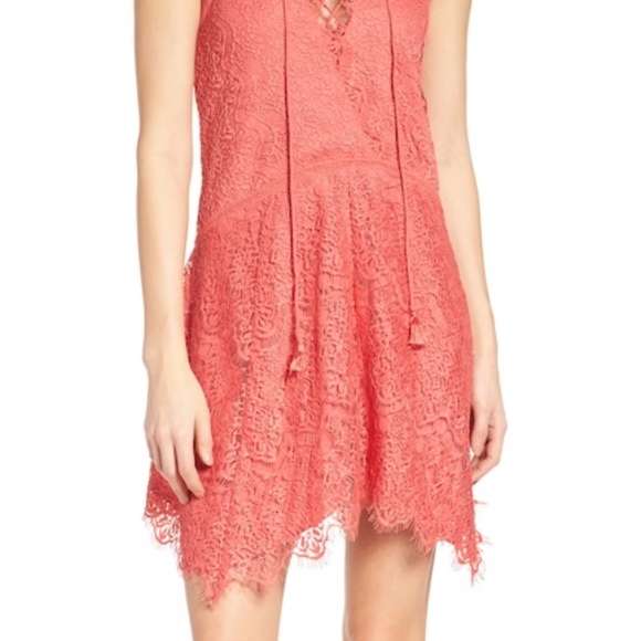 Adeline Rae Lace Dress - Picture 7 of 7